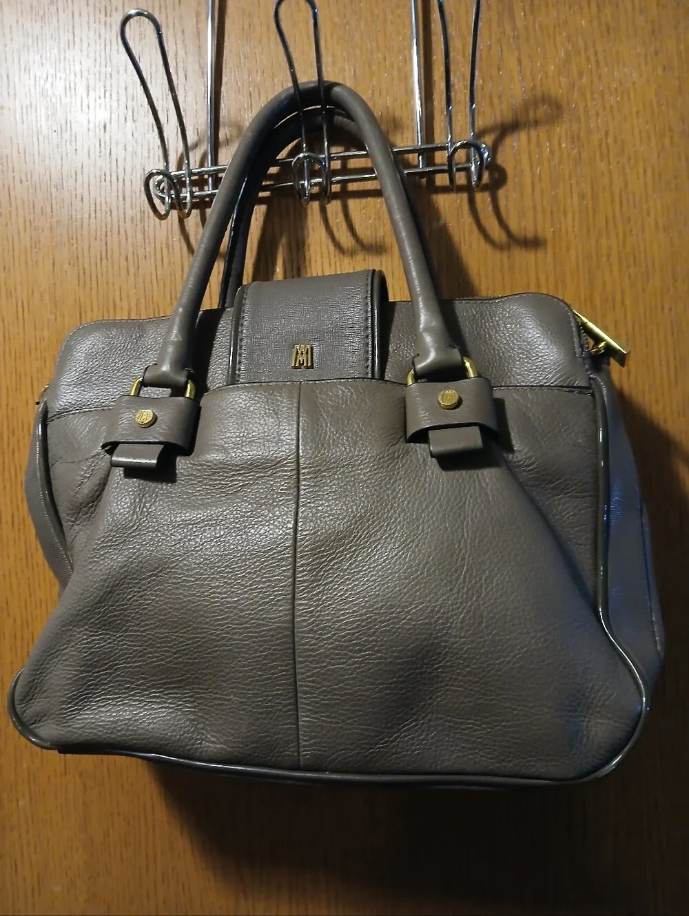 ​Antonio Melani Taupe Gray Pebble Leather Turnlock Satchel Bag Logo Lined